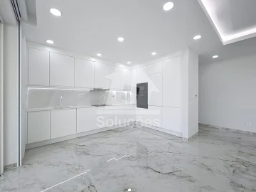 Apartamento T2 para Venda em Lagos (São Sebastião e Santa Maria)