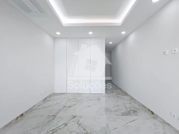 Apartamento T2 para Venda em Lagos (São Sebastião e Santa Maria)