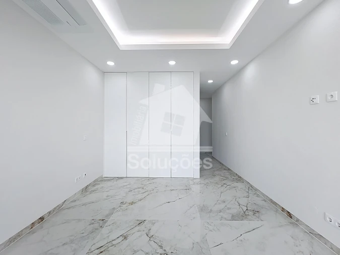 Apartamento T2 para Venda em Lagos (São Sebastião e Santa Maria) Foto 9