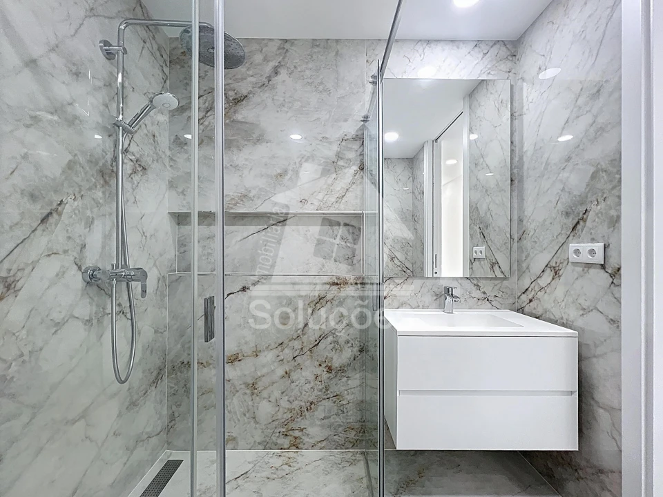 Apartamento T2 para Venda em Lagos (São Sebastião e Santa Maria) Foto 12
