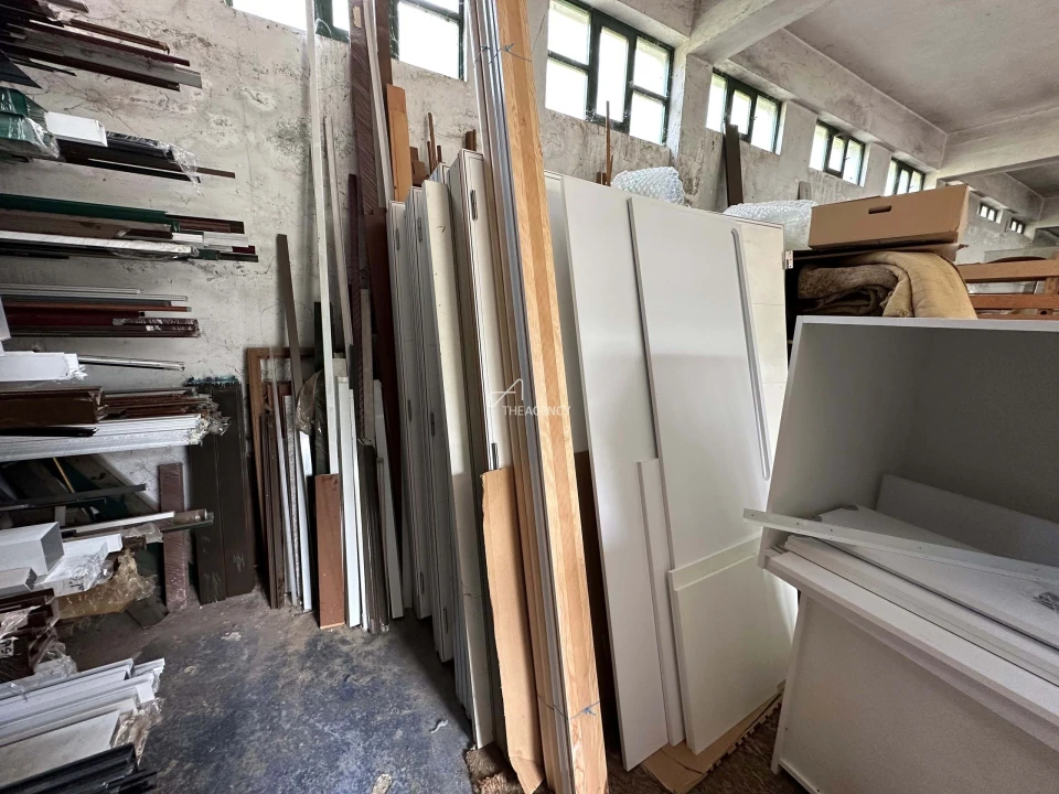 Armazém para Venda em Manteigas (São Pedro) Foto 25