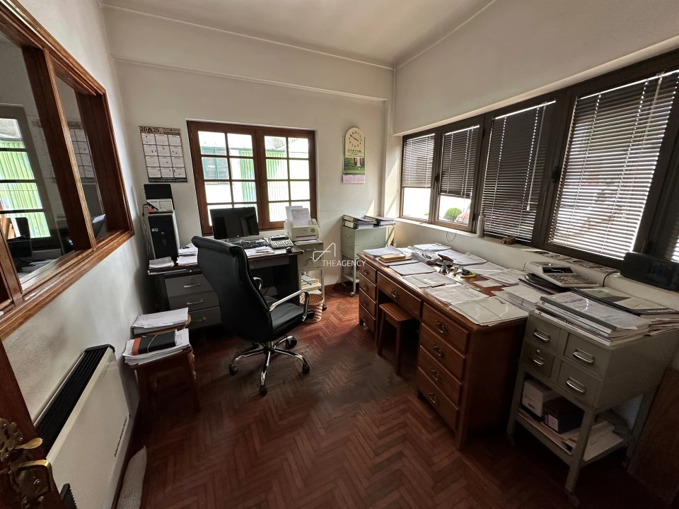 Armazém para Venda em Manteigas (São Pedro) Foto 63