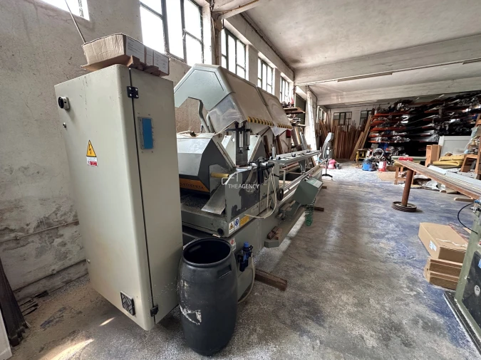 Armazém para Venda em Manteigas (São Pedro) Foto 27