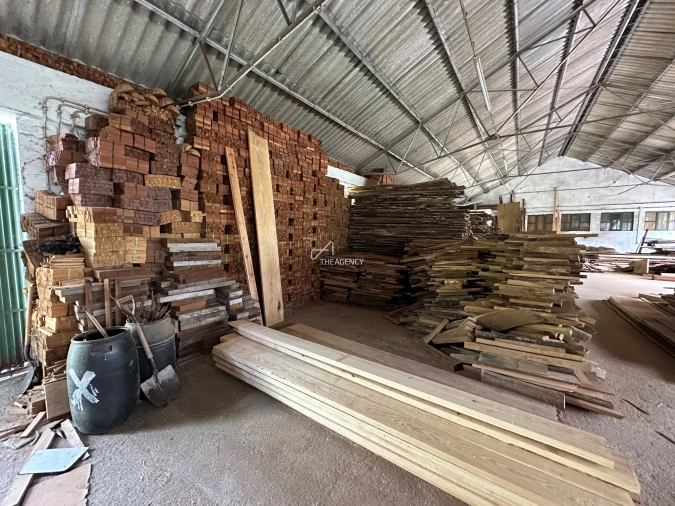 Armazém para Venda em Manteigas (São Pedro) Foto 40