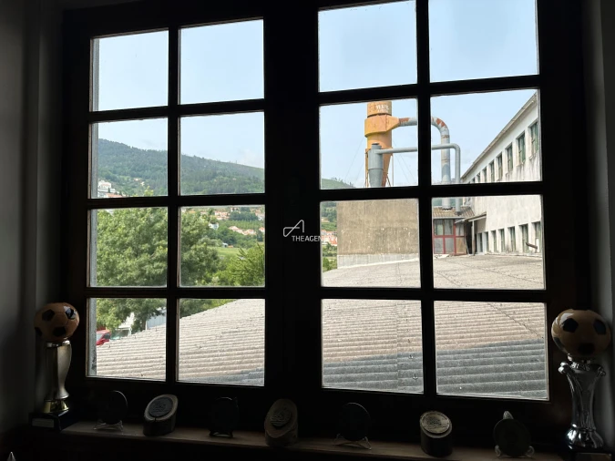 Armazém para Venda em Manteigas (São Pedro) Foto 59