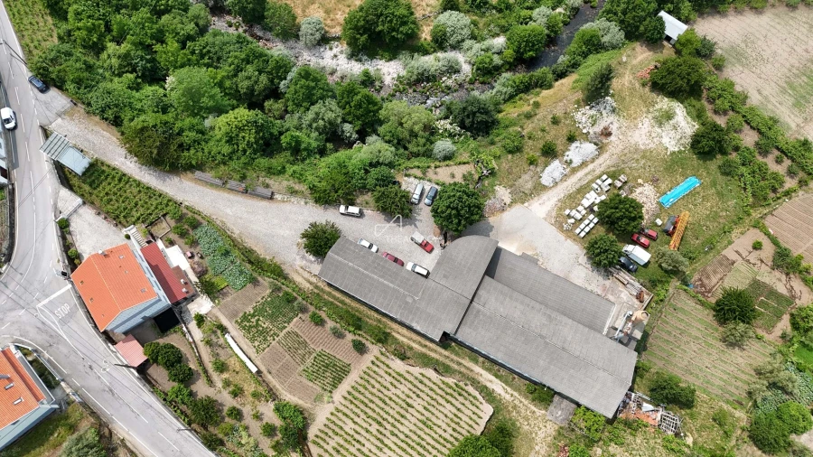 Armazém para Venda em Manteigas (São Pedro) Foto 7