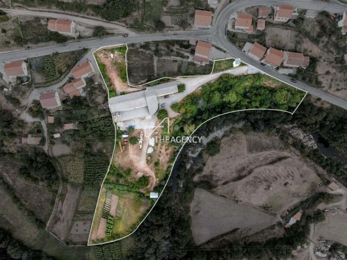 Armazém para Venda em Manteigas (São Pedro) Foto 20