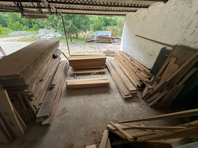 Armazém para Venda em Manteigas (São Pedro) Foto 49