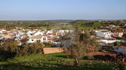 Terreno para Venda em Lagos (São Sebastião e Santa Maria)