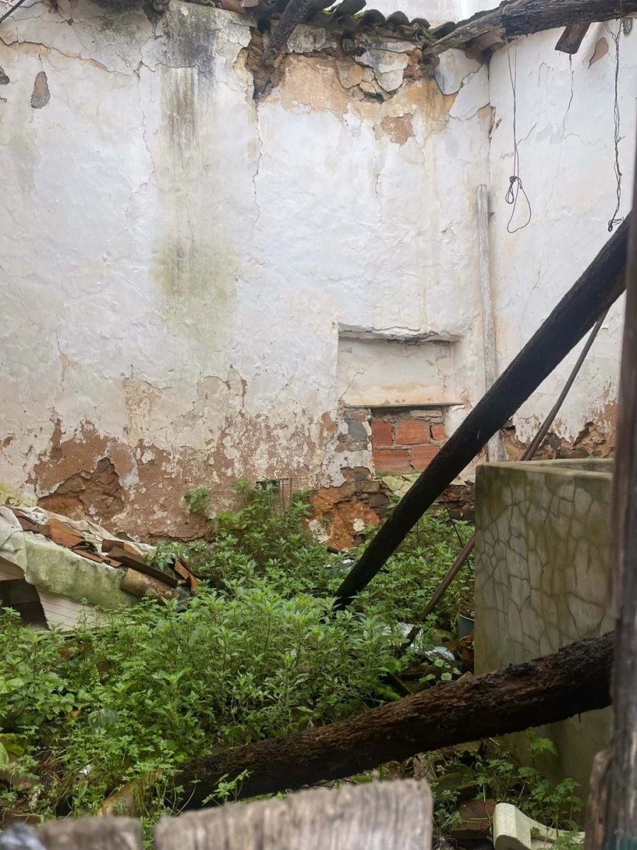 Terreno para Venda em Lagos (São Sebastião e Santa Maria) Foto 5