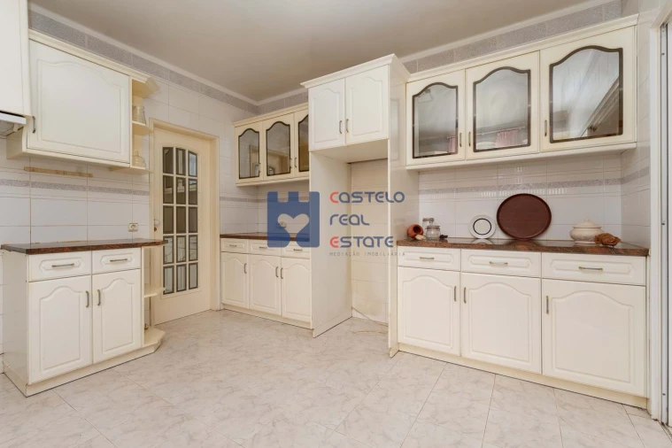 Moradia T3 para Venda em Fatima Foto 15