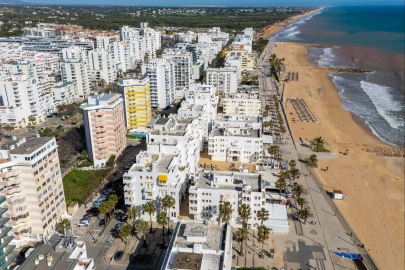 Apartamento T2 para Venda em Quarteira