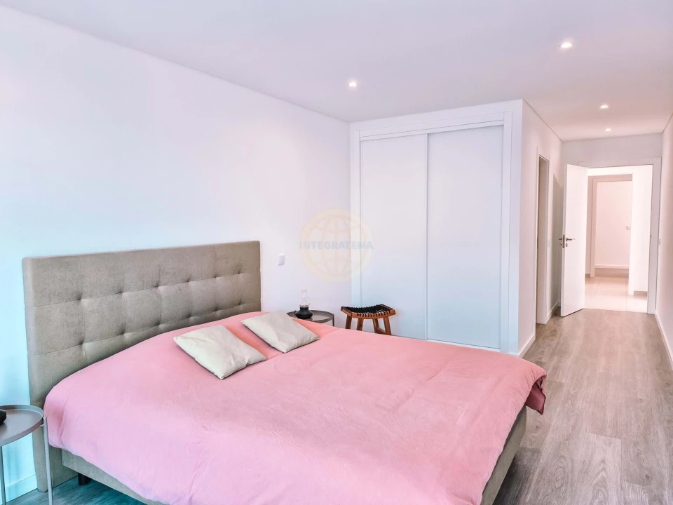 Apartamento T3 para Venda em Nazare Foto 6