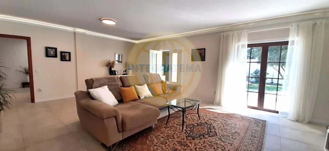 Moradia T5 para Venda em Alcobaça e Vestiaria Foto 7