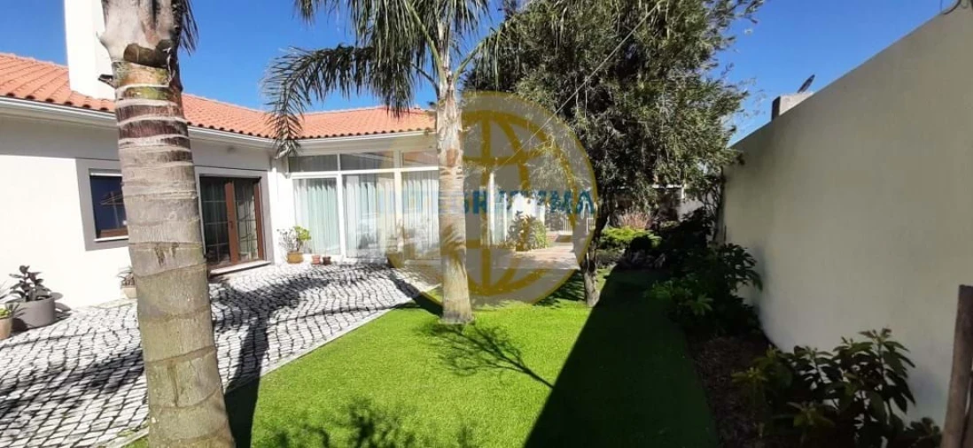 Moradia T5 para Venda em Alcobaça e Vestiaria Foto 16