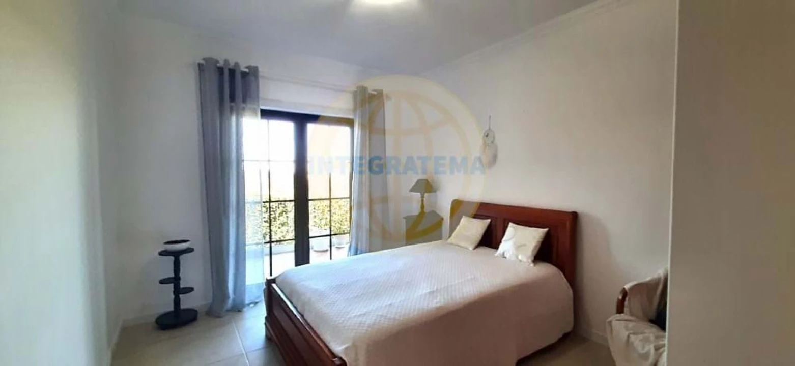 Moradia T5 para Venda em Alcobaça e Vestiaria Foto 9