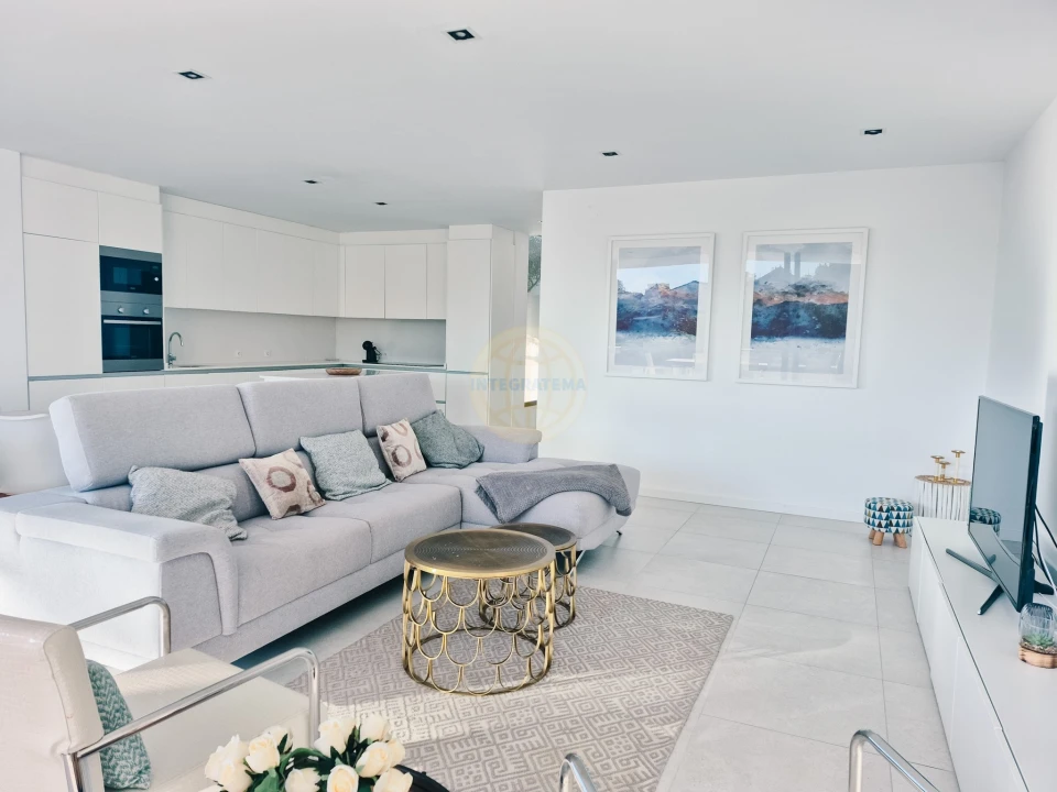 Moradia T4 para Venda em Nadadouro Foto 6