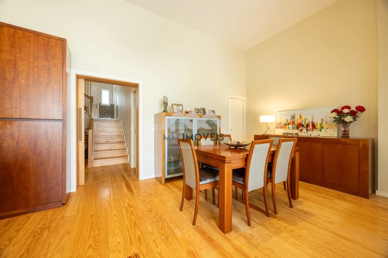 Moradia T3 para Venda em Cedofeita, Santo Ildefonso, Sé, Miragaia, São Nicolau e Vitória Foto 25