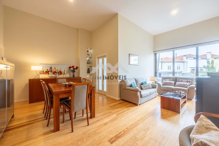 Moradia T3 para Venda em Cedofeita, Santo Ildefonso, Sé, Miragaia, São Nicolau e Vitória Foto 2