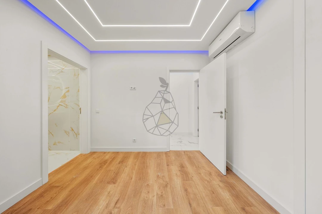 Apartamento T2 para Venda em Quarteira Foto 17