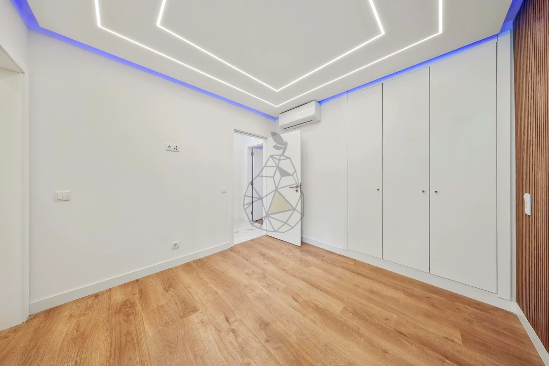 Apartamento T2 para Venda em Quarteira Foto 21