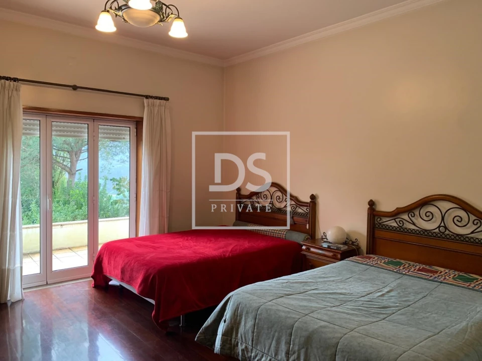 Moradia T4 para Venda em Ossela Foto 22