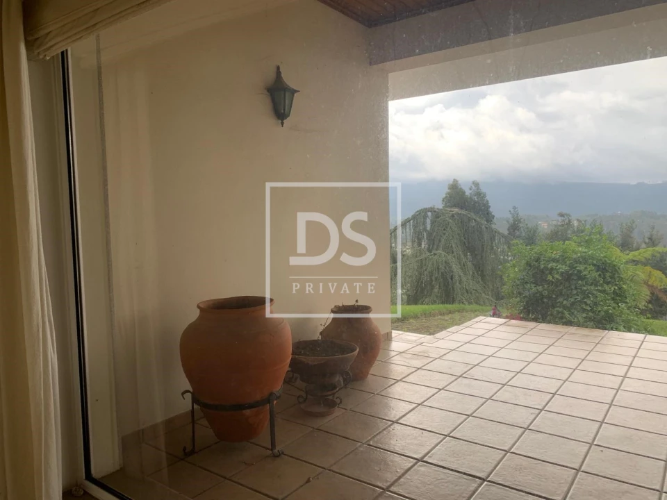 Moradia T4 para Venda em Ossela Foto 28