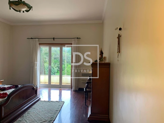 Moradia T4 para Venda em Ossela Foto 23