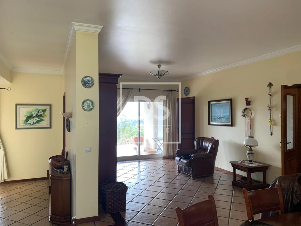 Moradia T4 para Venda em Ossela Foto 27