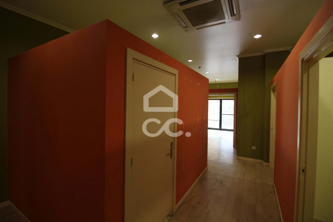 Negócio para Venda em Santa Maria Maior Foto 17