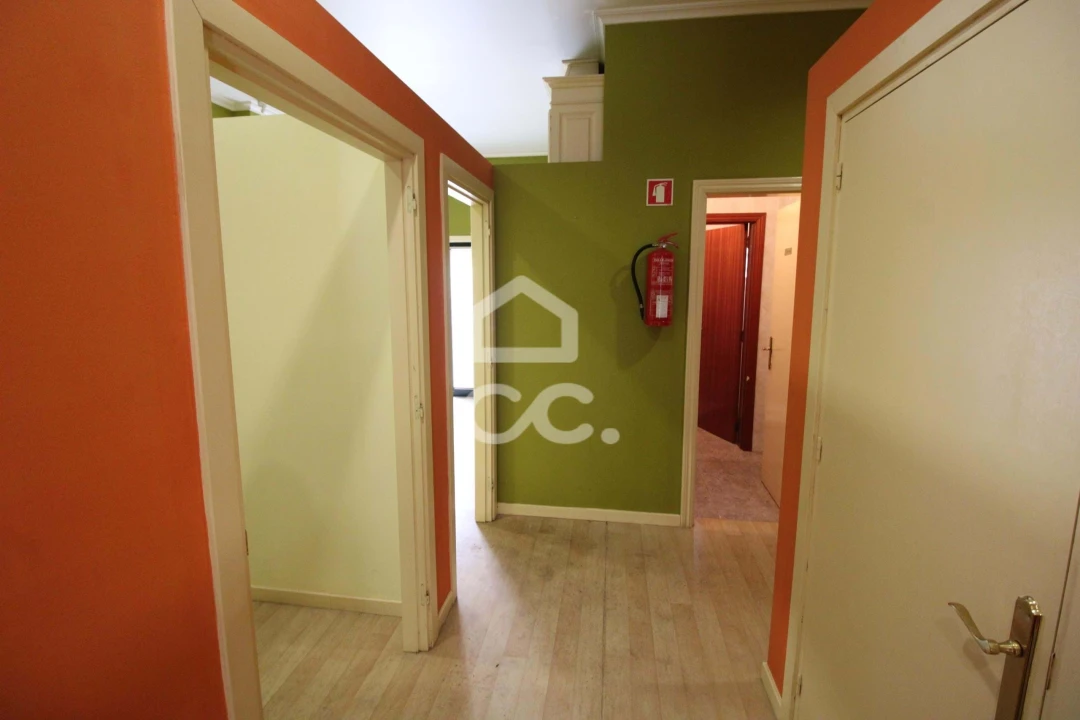 Negócio para Venda em Santa Maria Maior Foto 13