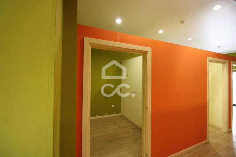 Negócio para Venda em Santa Maria Maior Foto 12