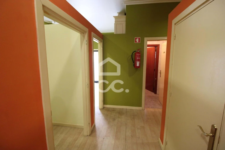 Negócio para Venda em Santa Maria Maior Foto 13