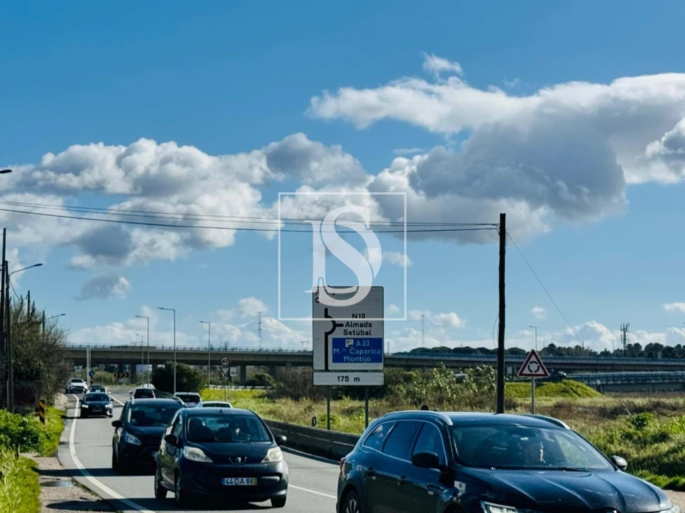 Terreno para Venda em Palhais e Coina Foto 11