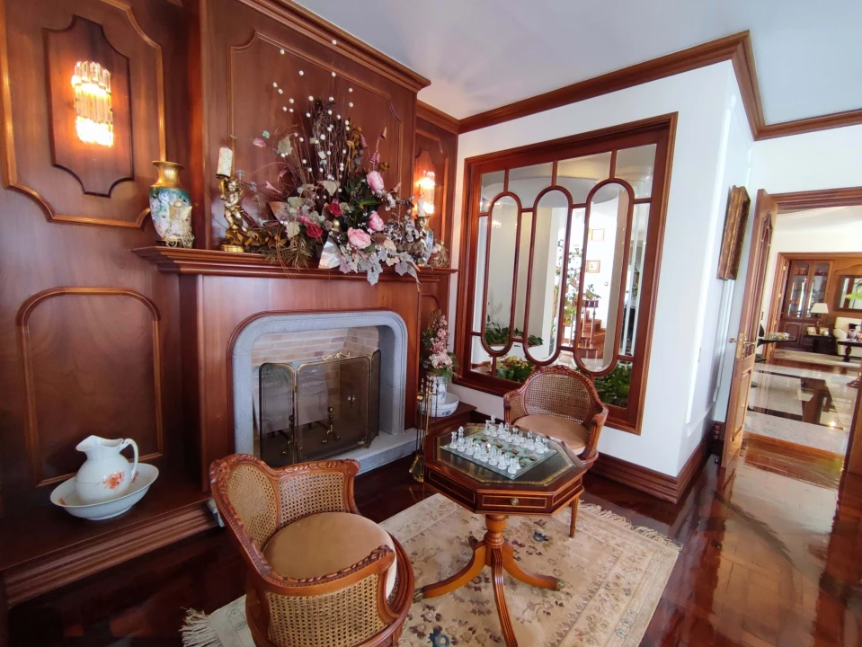 Moradia T4 para Venda em Relva Foto 9