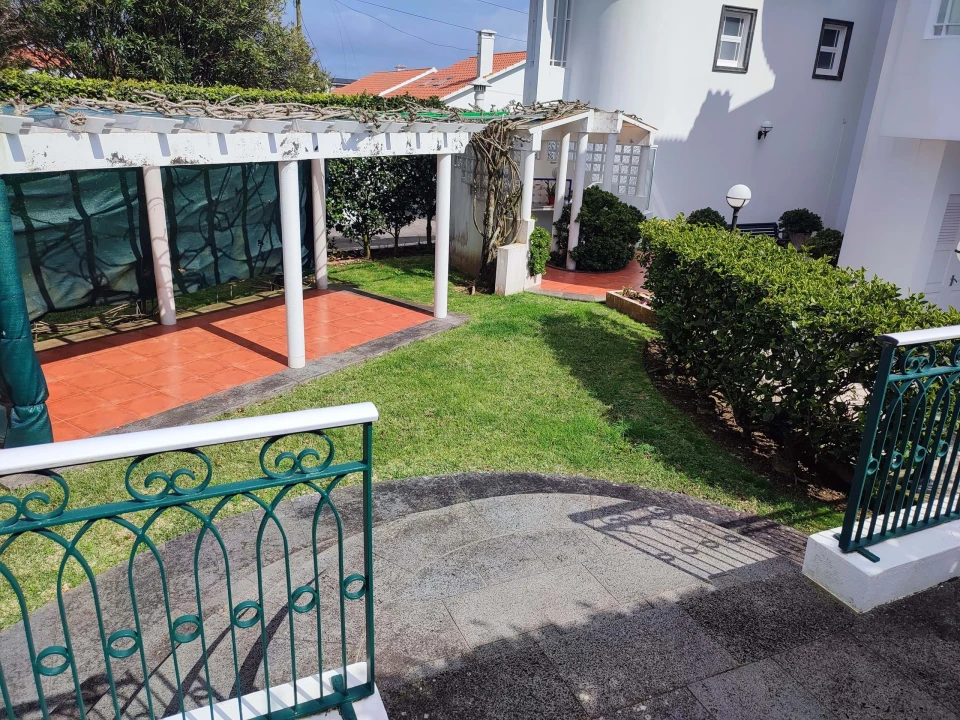 Moradia T4 para Venda em Relva Foto 5