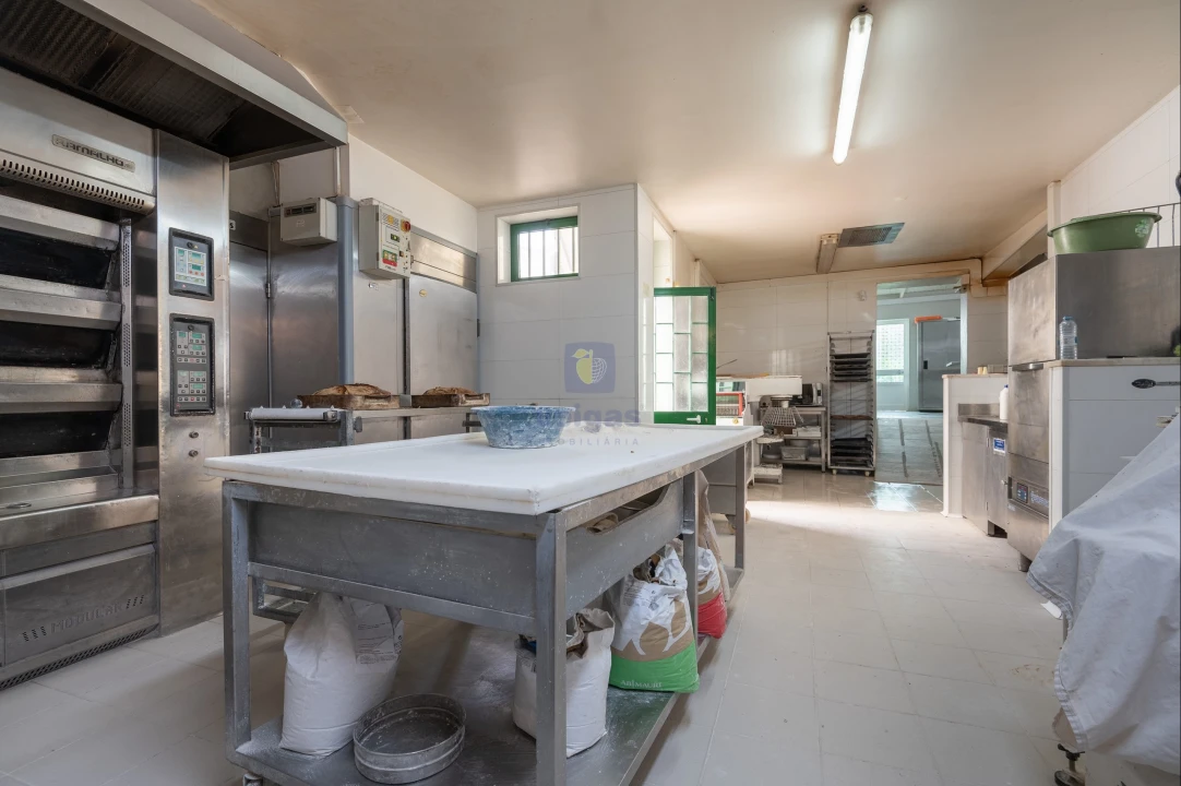 Negócio para Venda em Atouguia da Baleia Foto 18