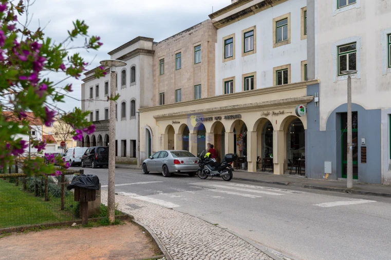 Negócio para Venda em Atouguia da Baleia Foto 5