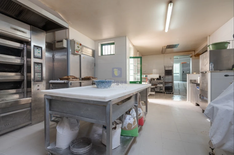 Negócio para Venda em Atouguia da Baleia Foto 18