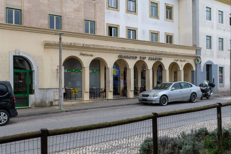 Negócio para Venda em Atouguia da Baleia Foto 29