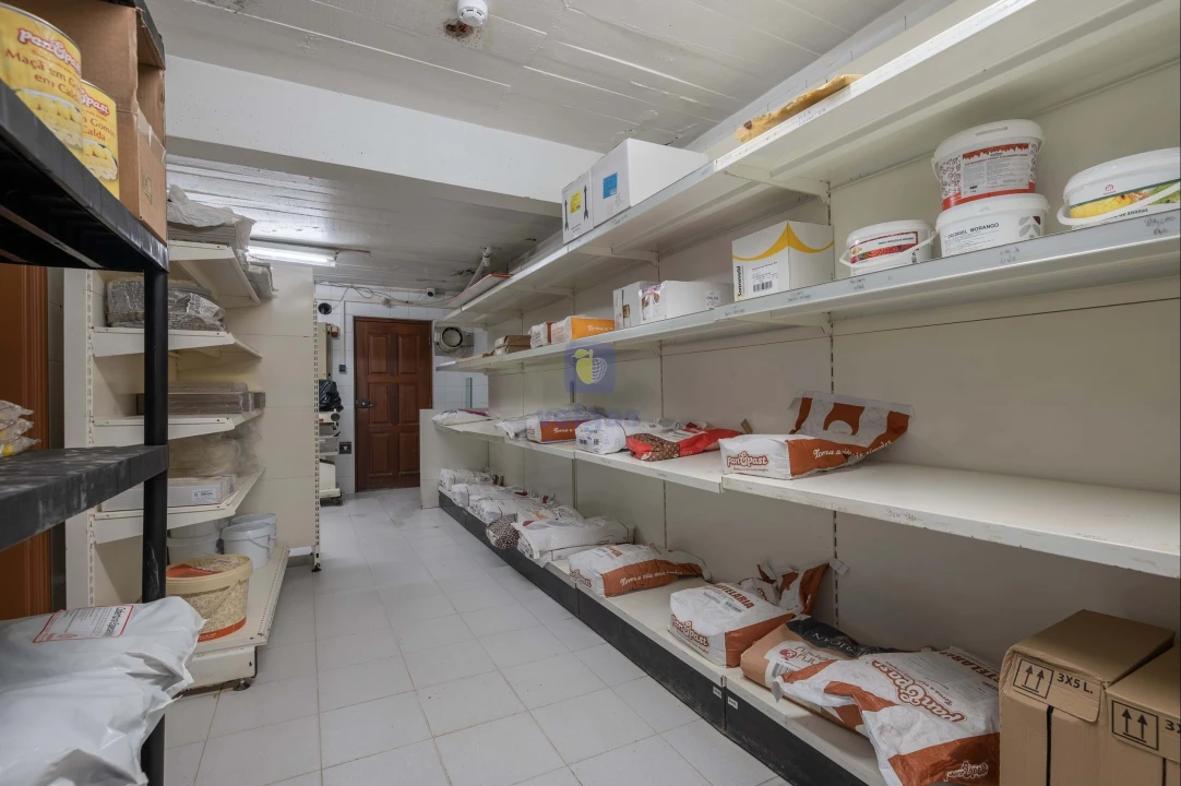 Negócio para Venda em Atouguia da Baleia Foto 24