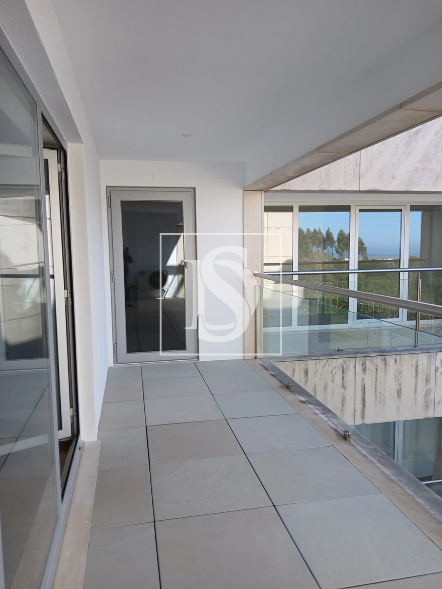 Apartamento T4 para Venda em Silvalde Foto 13