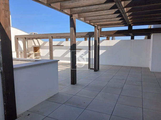 Apartamento T4 para Venda em Silvalde Foto 7