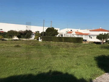 Moradia T9 para Venda em Vila de Sagres