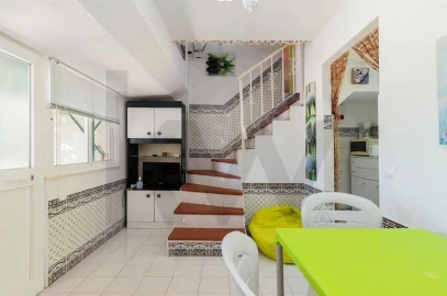 Moradia T9 para Venda em Vila de Sagres