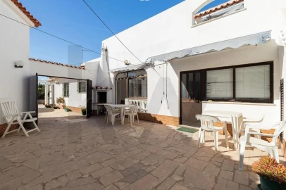 Moradia T9 para Venda em Vila de Sagres