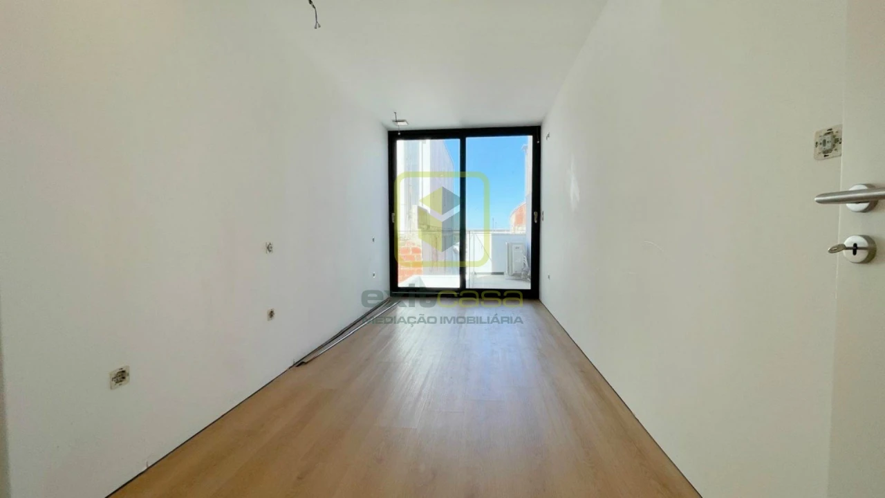 Moradia T2 para Venda em Glória e Vera Cruz Foto 9
