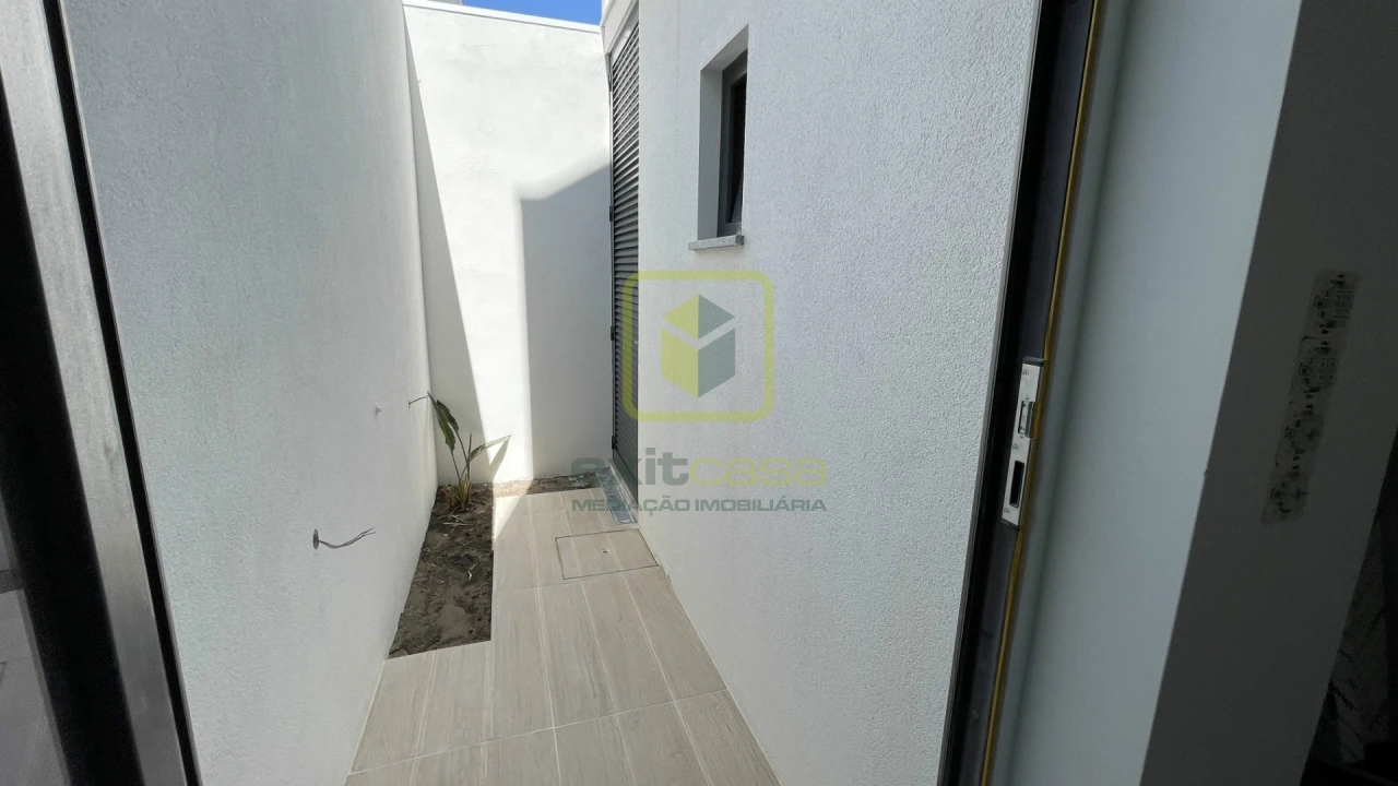 Moradia T2 para Venda em Glória e Vera Cruz Foto 22