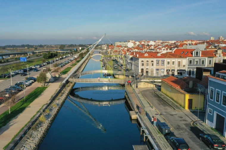 Moradia T2 para Venda em Glória e Vera Cruz Foto 27