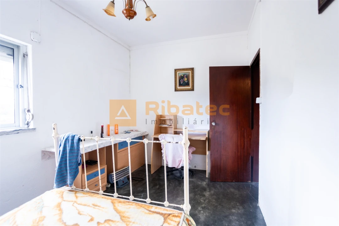 Moradia T3 para Venda em Branca Foto 14